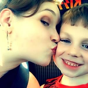 Meet your Posher, Brooke